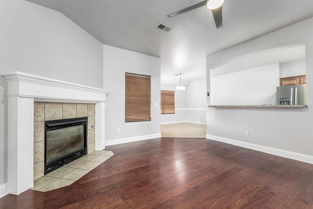 11017 NW 107th Circle, Yukon, OK 73099