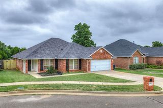 11017 NW 107th Circle, Yukon, OK 73099
