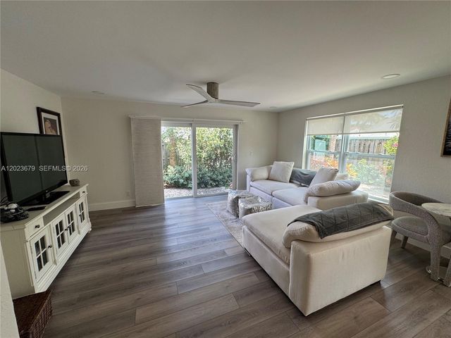 1910 NE 5th Street 107, Deerfield Beach, FL 33441