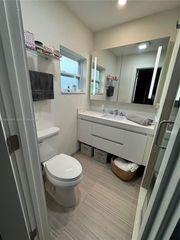 1910 NE 5th Street 107, Deerfield Beach, FL 33441