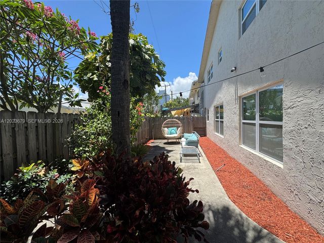 1910 NE 5th Street 107, Deerfield Beach, FL 33441