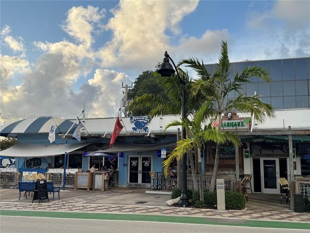 1910 NE 5th Street 107, Deerfield Beach, FL 33441
