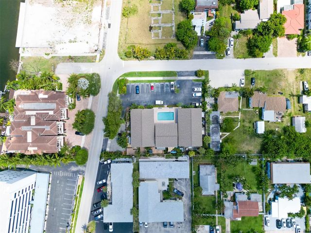 1910 NE 5th Street 107, Deerfield Beach, FL 33441