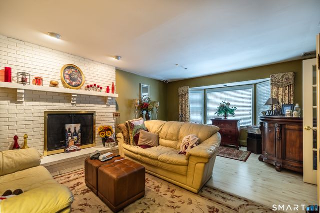 34 Bagburn Road, Monroe, CT 06468