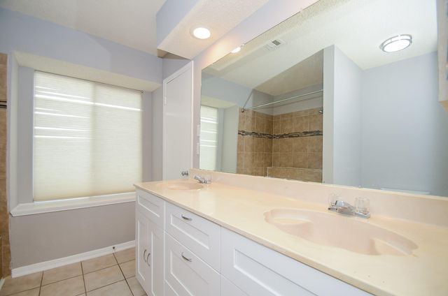 12722 Ashford Brook Drive, Houston, TX 77082