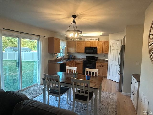 37 Waterfront Drive, Van Buren, NY 13027