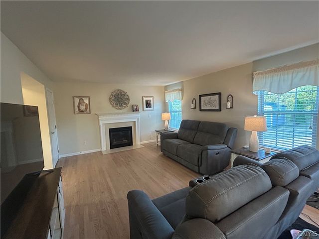 37 Waterfront Drive, Van Buren, NY 13027