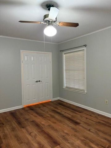 1002 Center Street, El Campo, TX 77437