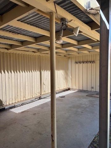 1002 Center Street, El Campo, TX 77437