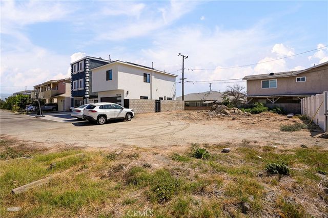 1 Elmcroft, Cerritos, CA 90703