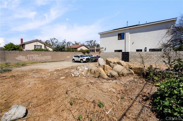 1 Elmcroft, Cerritos, CA 90703