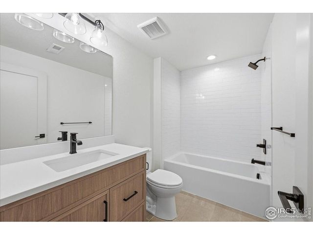 28 Snowcap Dr, Windsor, CO 80550