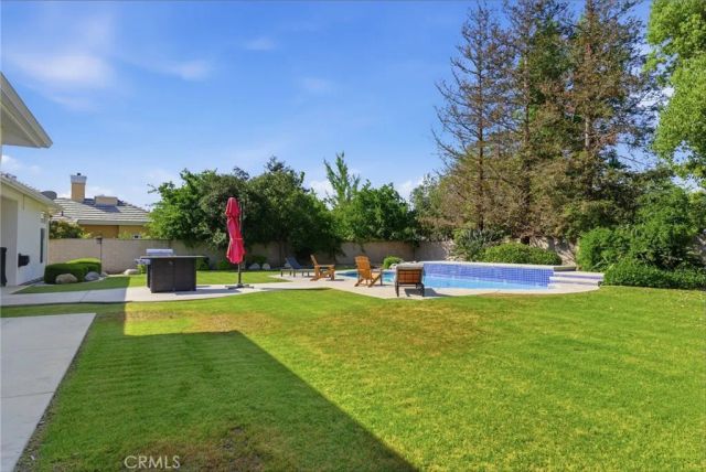 1311 Dunaire, Bakersfield, CA 93312