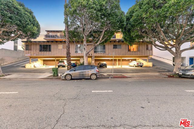 2637 S Centinela Avenue 18, Santa Monica, CA 90405
