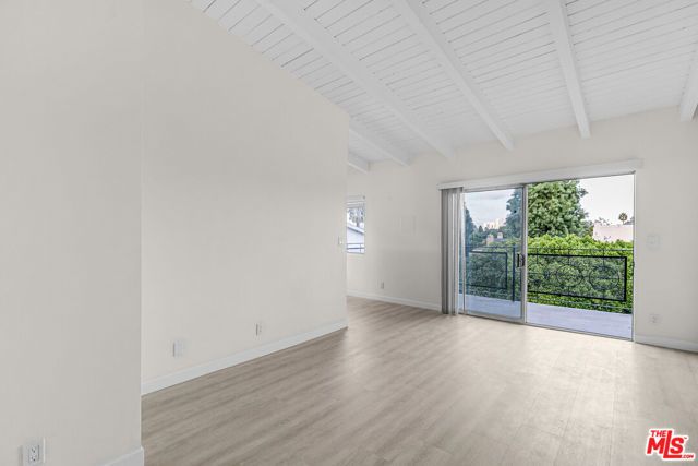 2637 S Centinela Avenue 18, Santa Monica, CA 90405