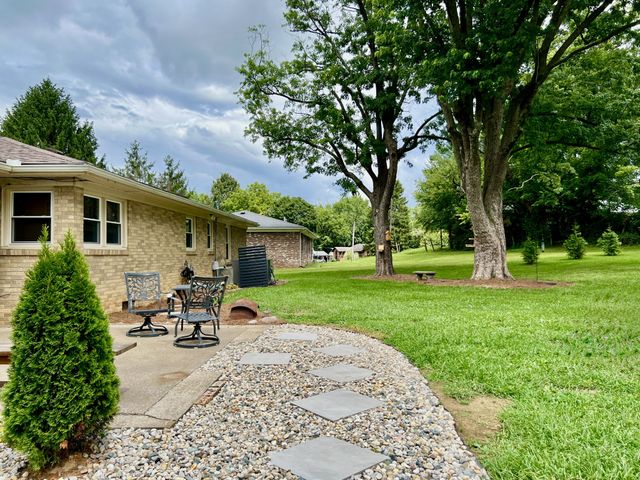 409 Westview Dr, Franklin, KY 42134