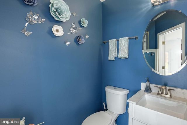 6810 ASHLEYS CROSSING CT, Temple Hills, MD 20748