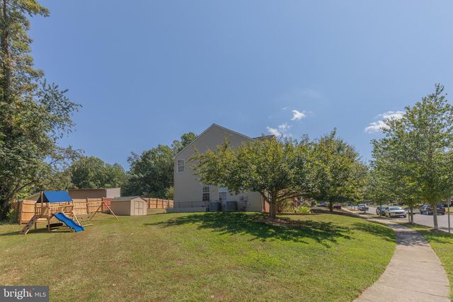 6810 ASHLEYS CROSSING CT, Temple Hills, MD 20748