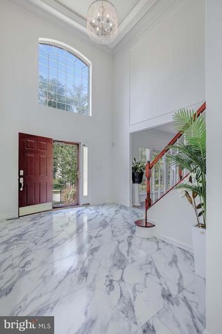 6810 ASHLEYS CROSSING CT, Temple Hills, MD 20748