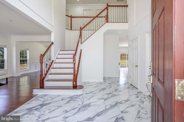 6810 ASHLEYS CROSSING CT, Temple Hills, MD 20748