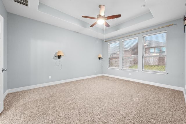 154 Ashleaf DR, Buda, TX 78610