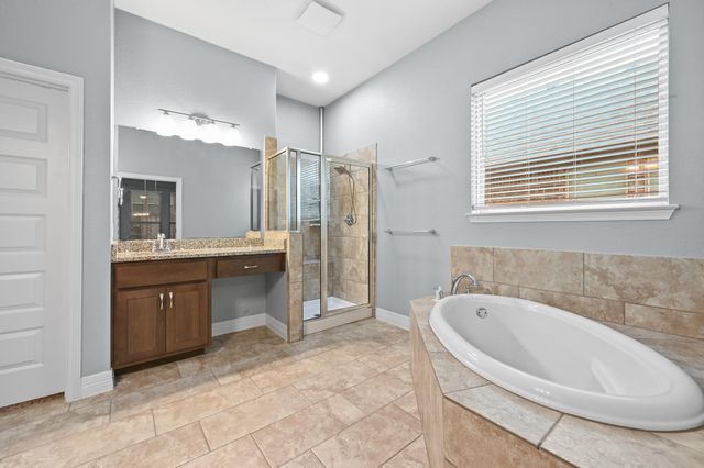 154 Ashleaf DR, Buda, TX 78610