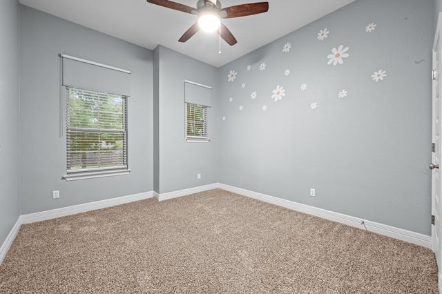 154 Ashleaf DR, Buda, TX 78610