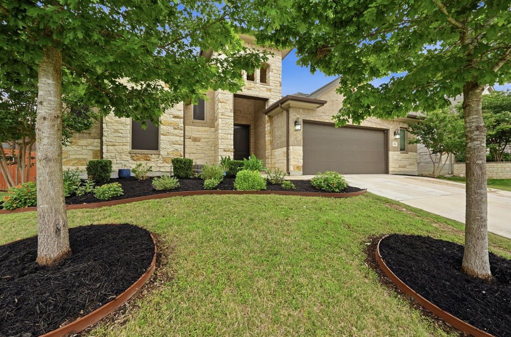 154 Ashleaf DR, Buda, TX 78610