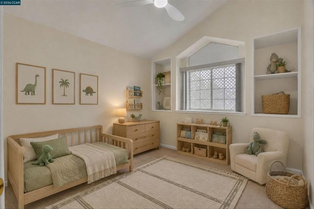 160 Meadow Brook Ct, Oakley, CA 94561
