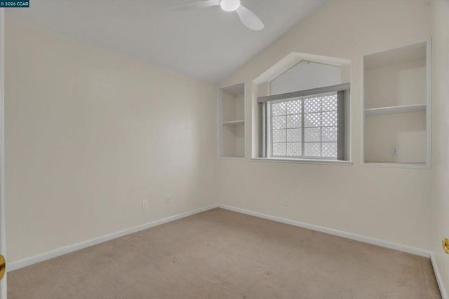 160 Meadow Brook Ct, Oakley, CA 94561
