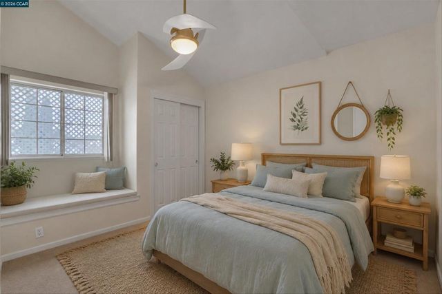 160 Meadow Brook Ct, Oakley, CA 94561