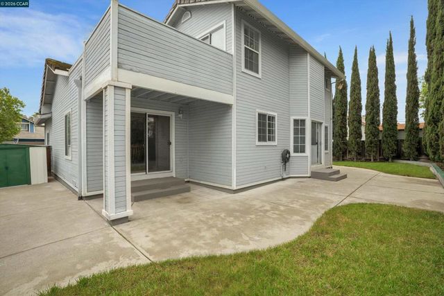 160 Meadow Brook Ct, Oakley, CA 94561