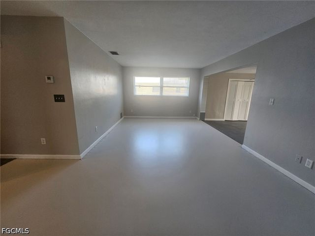 3810 SE 12th AVE 2, Cape Coral, FL 33904