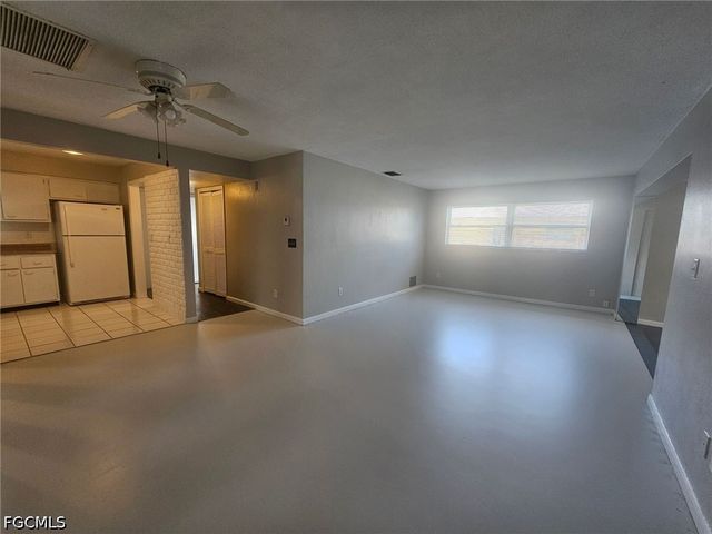 3810 SE 12th AVE 2, Cape Coral, FL 33904