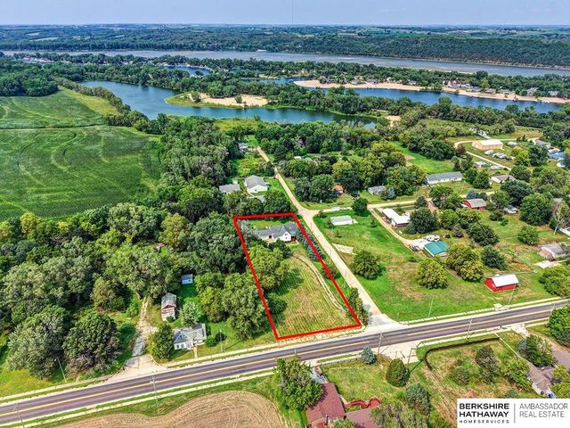 602 Pine Street, South Bend, NE 68058