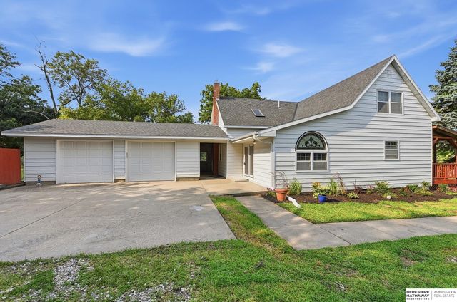602 Pine Street, South Bend, NE 68058