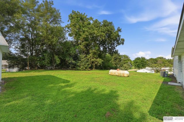 602 Pine Street, South Bend, NE 68058