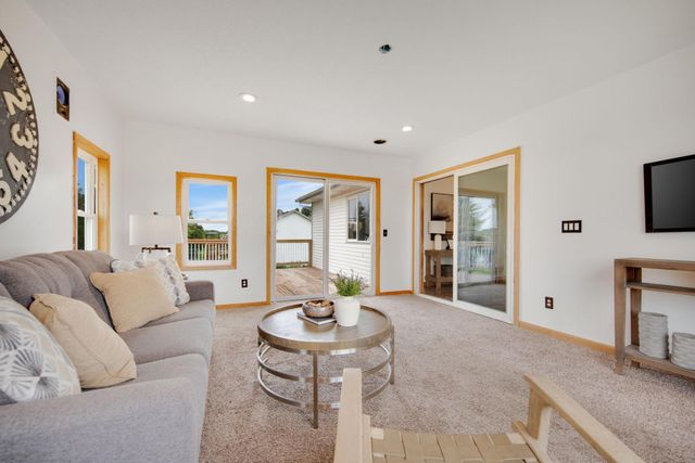 3455 Kahler Drive NE, Saint Michael, MN 55376