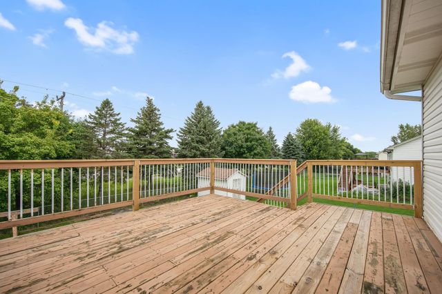 3455 Kahler Drive NE, Saint Michael, MN 55376