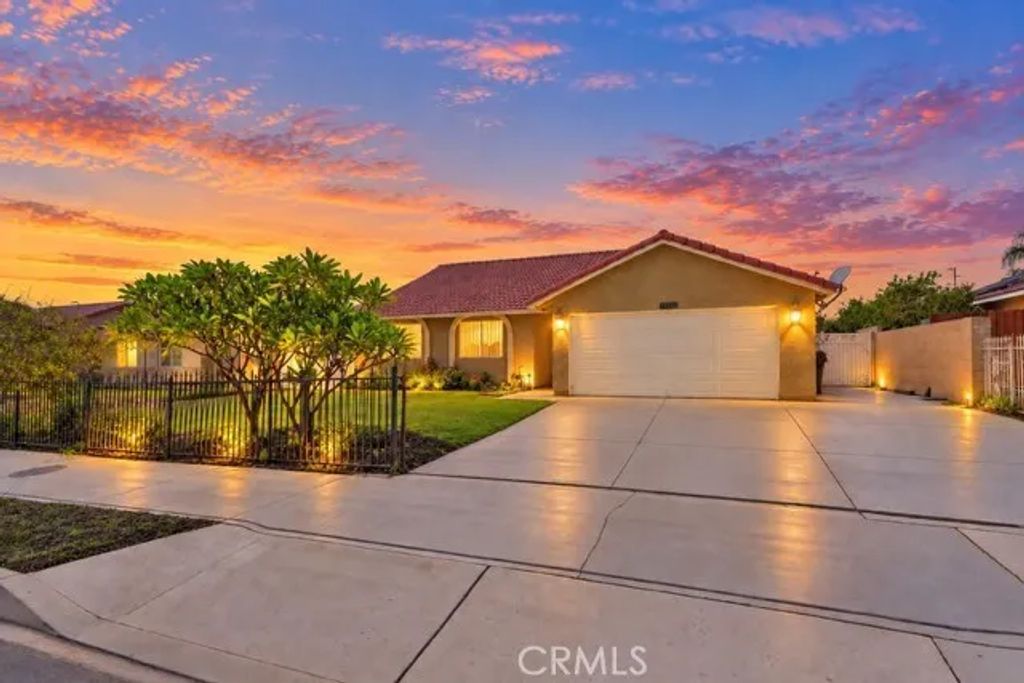 9730 Linden Avenue, Bloomington, CA 92316