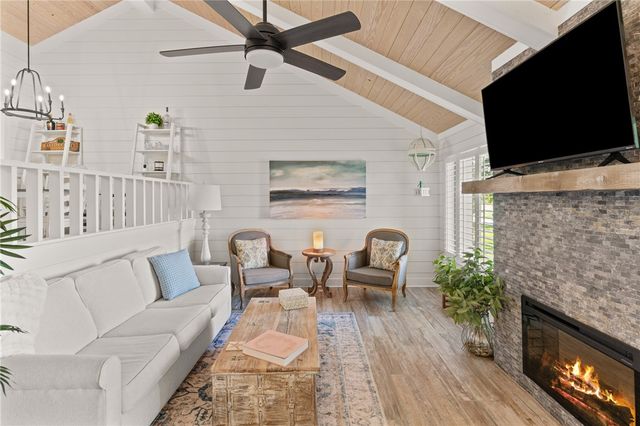 257 Moss Oak Lane 257, St Simons Island, GA 31522