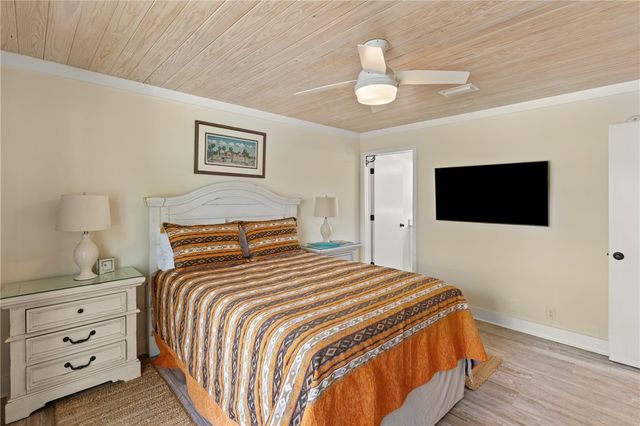 257 Moss Oak Lane 257, St Simons Island, GA 31522