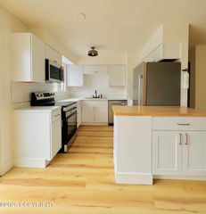 3228 Wolcott Circle, #3, Anchorage, AK 99507