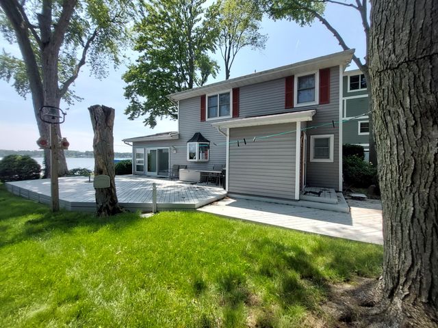 23675 N Shore Drive, Edwardsburg, MI 49112