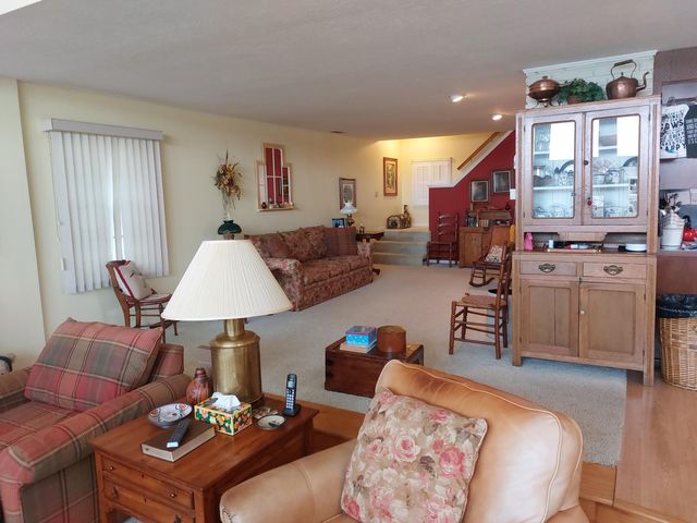 23675 N Shore Drive, Edwardsburg, MI 49112