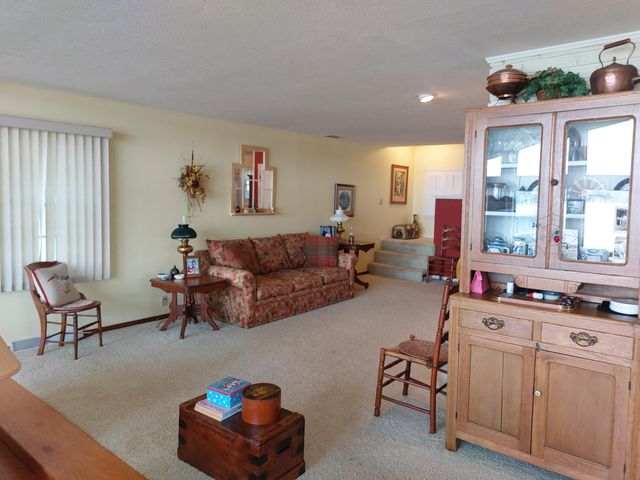 23675 N Shore Drive, Edwardsburg, MI 49112