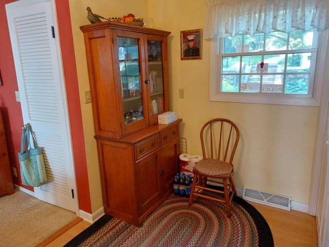 23675 N Shore Drive, Edwardsburg, MI 49112