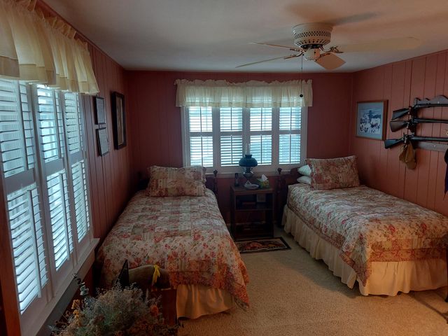 23675 N Shore Drive, Edwardsburg, MI 49112