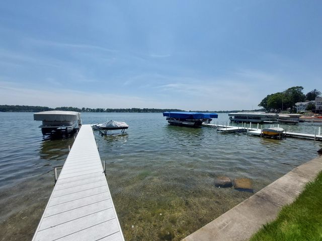 23675 N Shore Drive, Edwardsburg, MI 49112