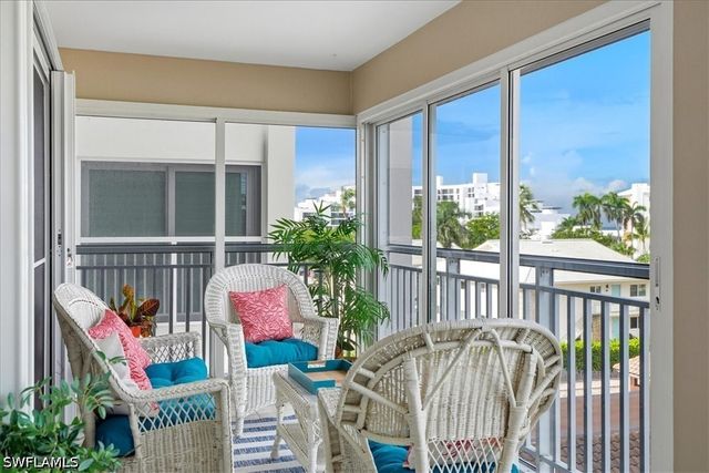 2600 Gulf Shore BLVD N 42, Naples, FL 34103